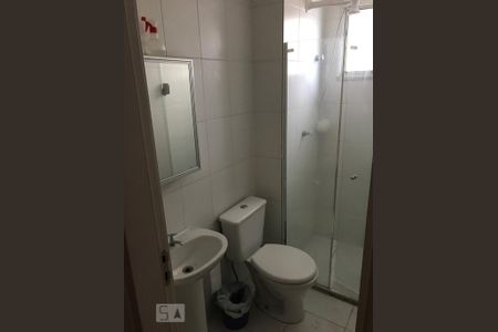 Banheiro de apartamento para alugar com 3 quartos, 63m² em Centro, Diadema