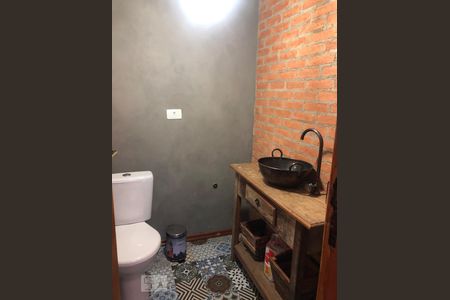 Apartamento à venda com 152m², 3 quartos e 2 vagas Apartamento à venda com 152m², 3 quartos e 2 vagasLavabo