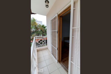 Casa para alugar com 380m², 4 quartos e 4 vagasVaranda quarto 2 suíte