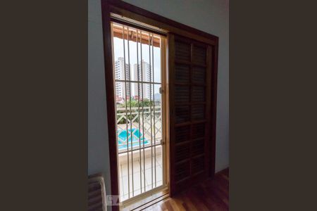 Casa para alugar com 380m², 4 quartos e 4 vagasVaranda quarto 2 suíte