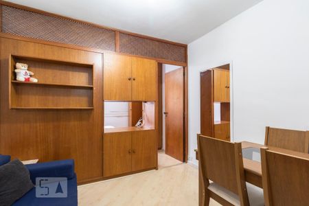 Sala de kitnet/studio para alugar com 1 quarto, 30m² em Jardim Paulista, São Paulo