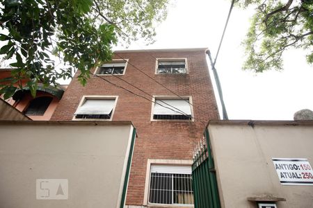 Apartamento para alugar com 100m², 3 quartos e 1 vaga Apartamento para alugar com 100m², 3 quartos e 1 vagaFachada
