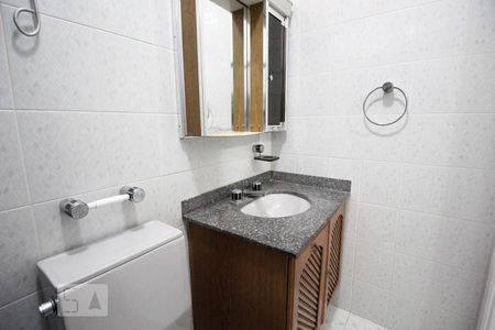 Apartamento para alugar com 100m², 3 quartos e 1 vaga Apartamento para alugar com 100m², 3 quartos e 1 vagaBanheiro