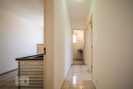 Corredor de apartamento para alugar com 2 quartos, 70m² em Vila Nova Teixeira, Campinas