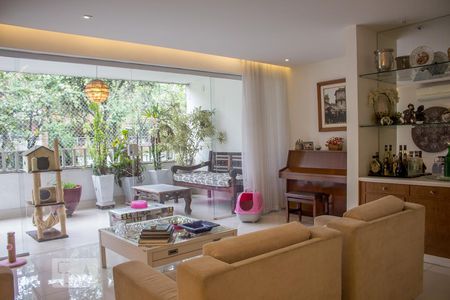 Sala de apartamento à venda com 4 quartos, 247m² em Barra da Tijuca, Rio de Janeiro