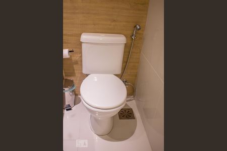 Apartamento à venda com 247m², 4 quartos e 3 vagasBanheiro Social 1