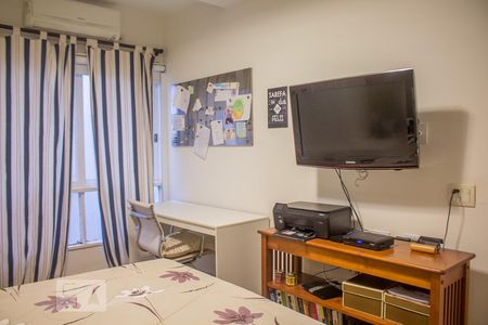 Apartamento à venda com 247m², 4 quartos e 3 vagasQuarto 1