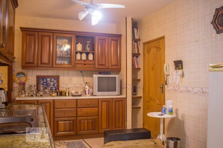 Apartamento à venda com 247m², 4 quartos e 3 vagasCozinha