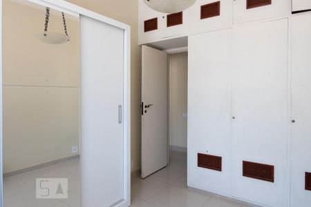 Apartamento para alugar com 90m², 3 quartos e 1 vagaQuarto 2