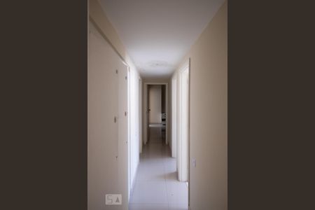Apartamento para alugar com 90m², 3 quartos e 1 vagaCorredor