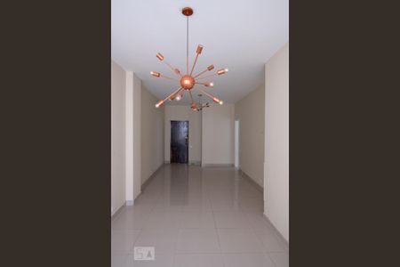 Apartamento para alugar com 90m², 3 quartos e 1 vagaSala