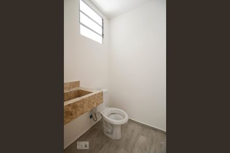 Lavabo  de casa para alugar com 3 quartos, 122m² em Vila Prudente, São Paulo