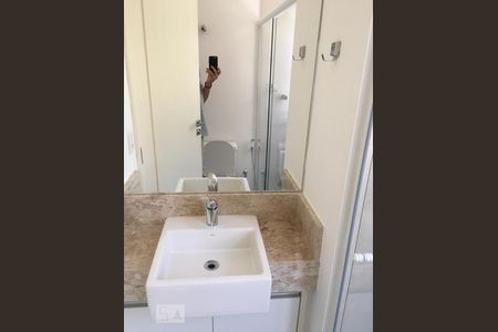 Apartamento à venda com 125m², 2 quartos e 2 vagasBanheiro do Quarto