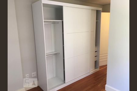 Quarto 1 de apartamento à venda com 2 quartos, 125m² em Cambuí, Campinas