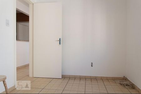 Quarto 2 de apartamento à venda com 2 quartos, 49m² em Sarandi, Porto Alegre