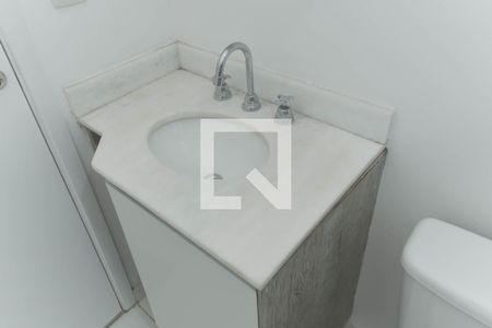 Casa à venda com 77m², 2 quartos e 2 vagasBanheiro da Suíte 2