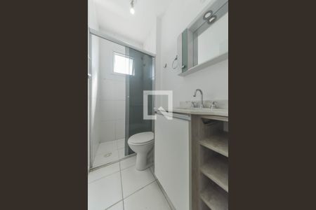 Casa à venda com 77m², 2 quartos e 2 vagasBanheiro da Suíte 1