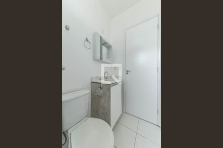 Casa à venda com 77m², 2 quartos e 2 vagasBanheiro da Suíte 1