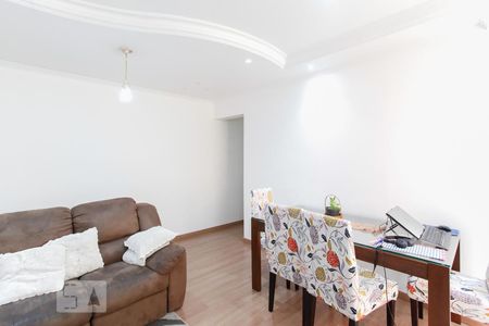 Sala de apartamento para alugar com 2 quartos, 68m² em Vila Guarani (zona Sul), São Paulo