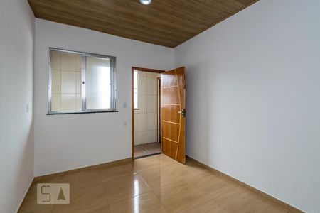 Sala de casa para alugar com 1 quarto, 60m² em Irajá, Rio de Janeiro