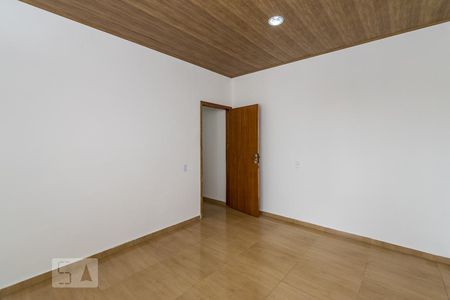 Quarto  de casa para alugar com 1 quarto, 60m² em Irajá, Rio de Janeiro