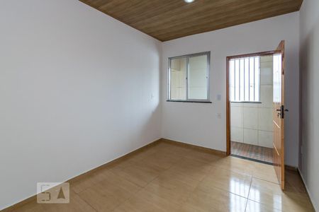 Sala de casa para alugar com 1 quarto, 60m² em Irajá, Rio de Janeiro