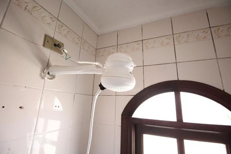 Casa à venda com 156m², 4 quartos e 2 vagasBanheiro