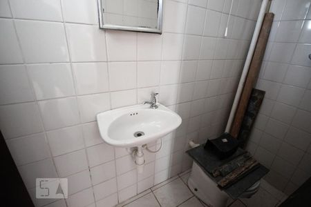 Casa à venda com 156m², 4 quartos e 2 vagasBanheiro