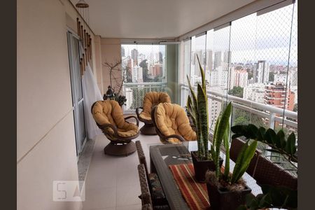 Apartamento para alugar com 171m², 3 quartos e 3 vagas Apartamento para alugar com 171m², 3 quartos e 3 vagasvaranda