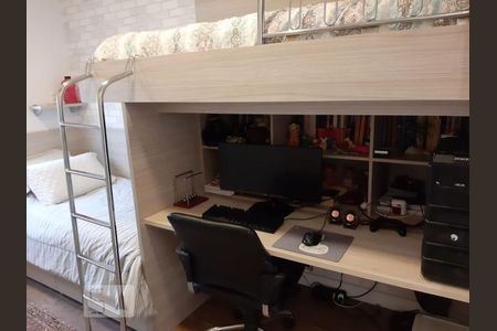 Apartamento para alugar com 171m², 3 quartos e 3 vagas Apartamento para alugar com 171m², 3 quartos e 3 vagassuite