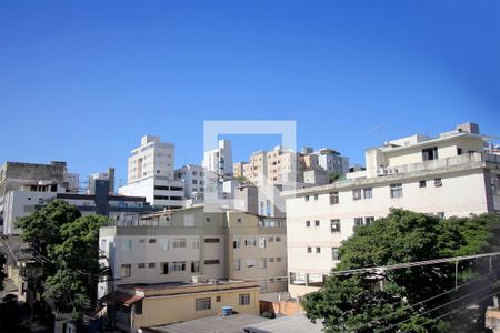 Vista do quarto 1 de apartamento para alugar com 2 quartos, 52m² em Sagrada Família, Belo Horizonte