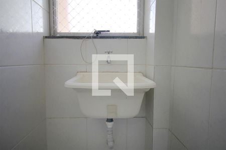 Área de Serviço de apartamento para alugar com 2 quartos, 52m² em Sagrada Família, Belo Horizonte