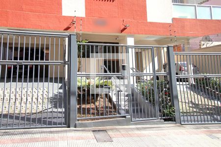 Fachada de apartamento para alugar com 2 quartos, 52m² em Sagrada Família, Belo Horizonte