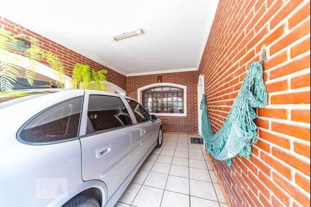 Casa à venda com 330m², 6 quartos e 6 vagas Casa à venda com 330m², 6 quartos e 6 vagasGaragem