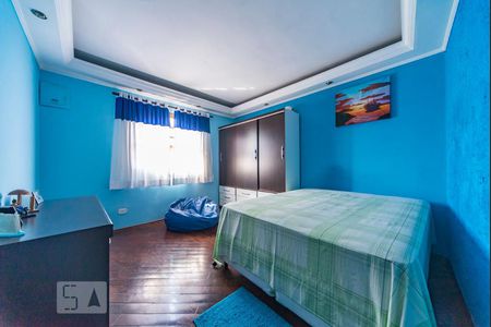 Casa à venda com 330m², 6 quartos e 6 vagas Casa à venda com 330m², 6 quartos e 6 vagasQuarto 2