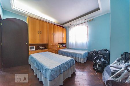 Casa à venda com 330m², 6 quartos e 6 vagas Casa à venda com 330m², 6 quartos e 6 vagasQuarto 3