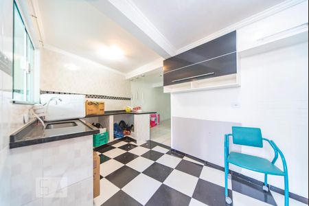 Casa à venda com 330m², 6 quartos e 6 vagas Casa à venda com 330m², 6 quartos e 6 vagasCozinha da Edícula