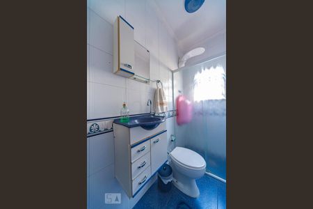 Casa à venda com 330m², 6 quartos e 6 vagas Casa à venda com 330m², 6 quartos e 6 vagasBanheiro do Quarto 2