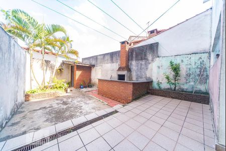 Casa à venda com 330m², 6 quartos e 6 vagas Casa à venda com 330m², 6 quartos e 6 vagasChurrasqueira