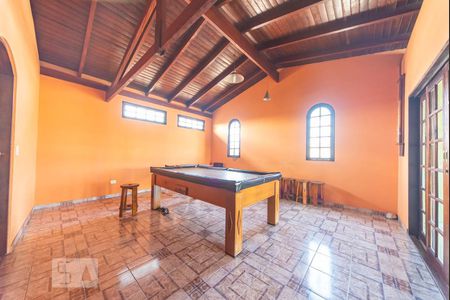 Casa à venda com 330m², 6 quartos e 6 vagas Casa à venda com 330m², 6 quartos e 6 vagasSala de Jogos