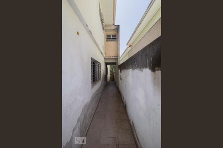 Casa à venda com 250m², 4 quartos e 3 vagasCorredor