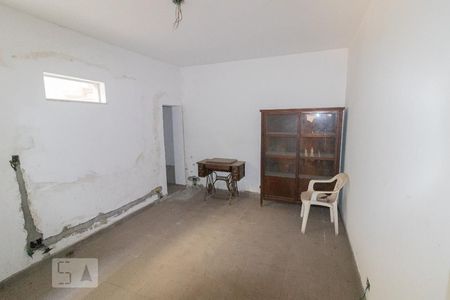 Casa à venda com 250m², 4 quartos e 3 vagasQuarto de Serviço