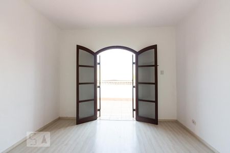 Casa para alugar com 3 quartos, 100m² em São Pedro, Osasco