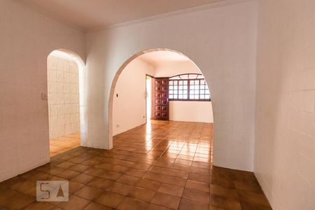 Casa para alugar com 3 quartos, 100m² em São Pedro, Osasco