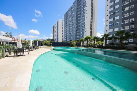 Apartamento à venda com 56m², 2 quartos e 1 vaga Apartamento à venda com 56m², 2 quartos e 1 vagaÁrea comum - Piscina