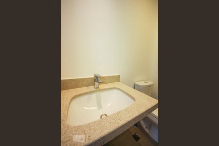 Apartamento à venda com 56m², 2 quartos e 1 vaga Apartamento à venda com 56m², 2 quartos e 1 vagaBanheiro 2