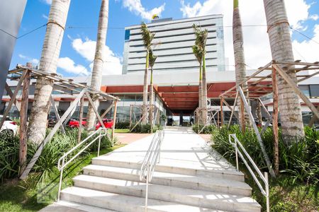 Apartamento à venda com 56m², 2 quartos e 1 vaga Apartamento à venda com 56m², 2 quartos e 1 vagaFachada do Condomínio 1