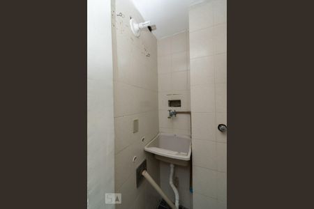 ÁREA DE SERVIÇO de apartamento para alugar com 3 quartos, 73m² em Fátima, Niterói