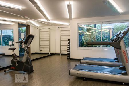 Apartamento para alugar com 34m², 1 quarto e 1 vaga Apartamento para alugar com 34m², 1 quarto e 1 vagaÁrea comum - Academia