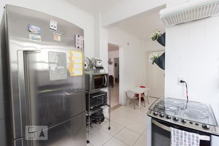 Apartamento à venda com 224m², 3 quartos e 2 vagas Apartamento à venda com 224m², 3 quartos e 2 vagasCozinha